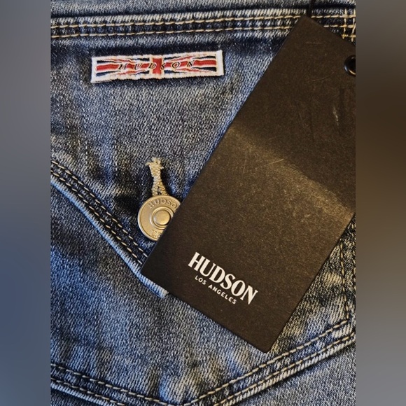 Hudson Women's Midrise Jeans Straight Leg Stretch Icy Blue Denim NWT Size 12/32 - Picture 9 of 12